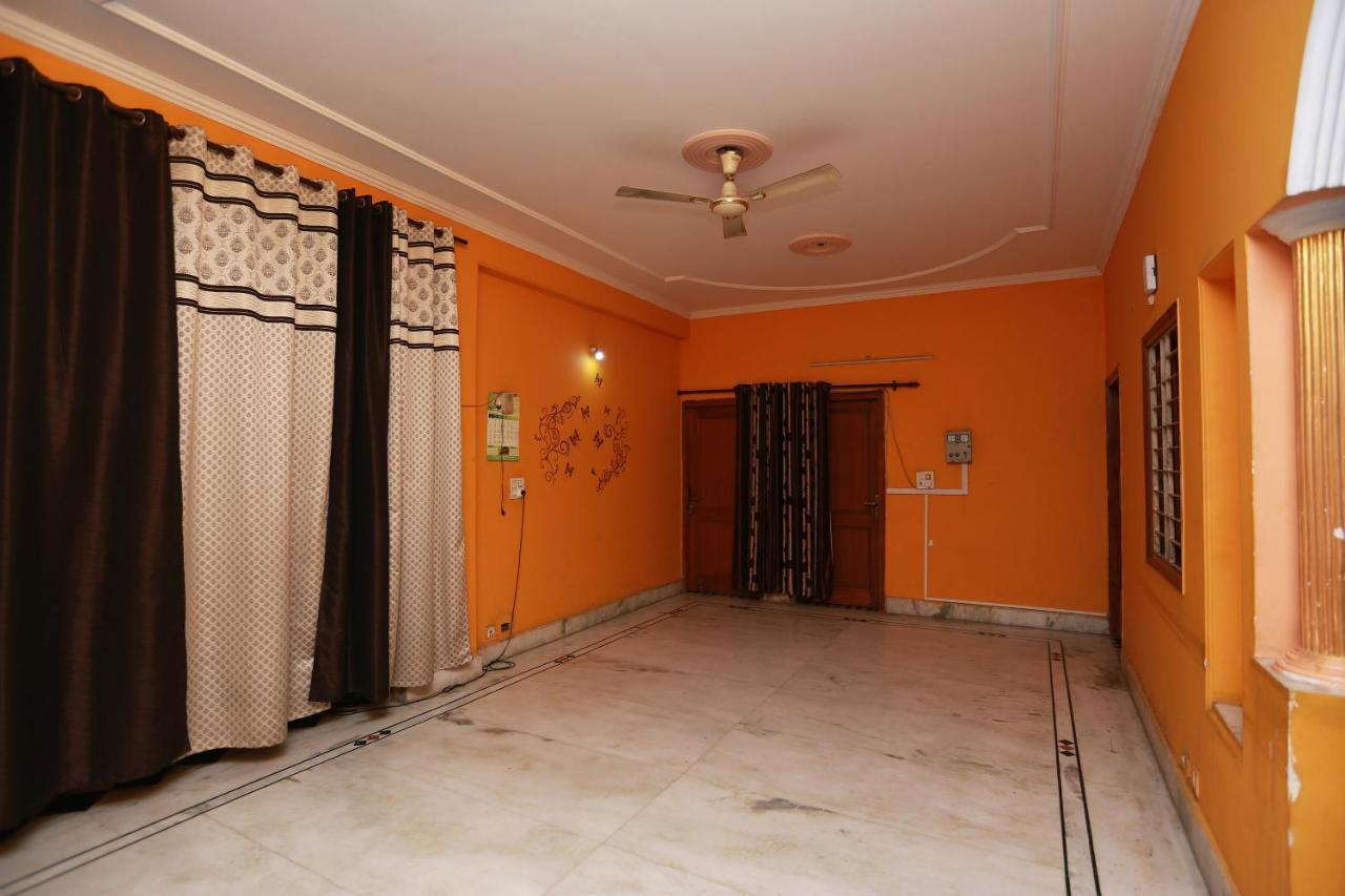 Oyo 11752 Hotel Sun Palace Residency Indirapuram Luaran gambar