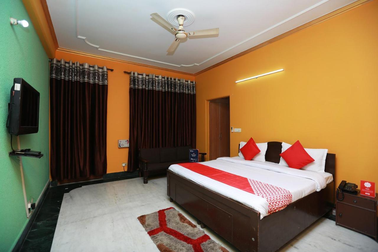 Oyo 11752 Hotel Sun Palace Residency Indirapuram Luaran gambar