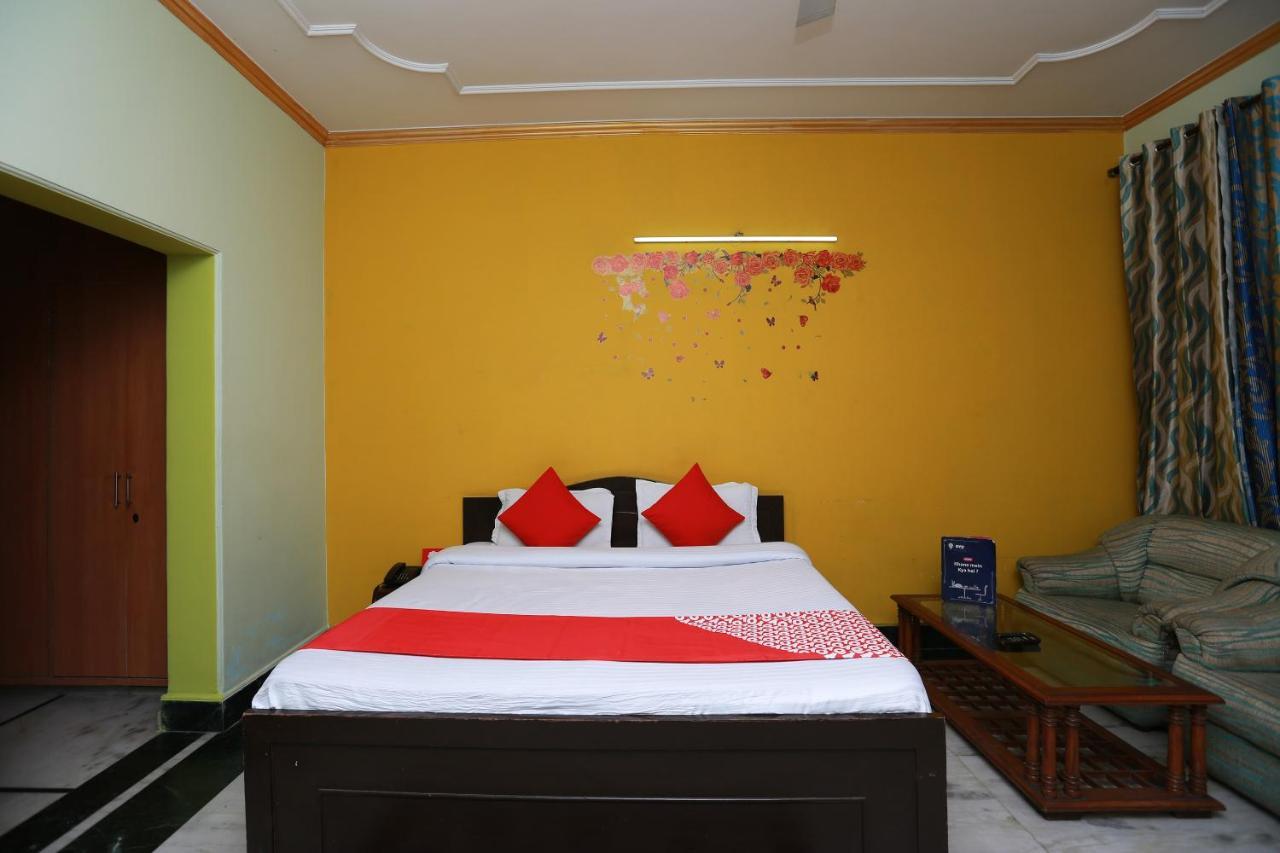 Oyo 11752 Hotel Sun Palace Residency Indirapuram Luaran gambar