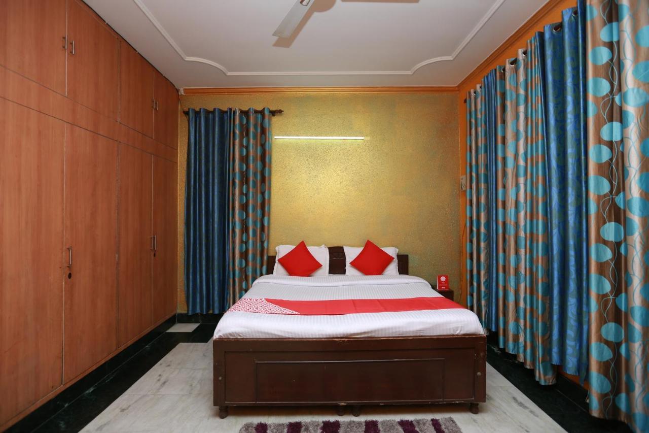 Oyo 11752 Hotel Sun Palace Residency Indirapuram Luaran gambar