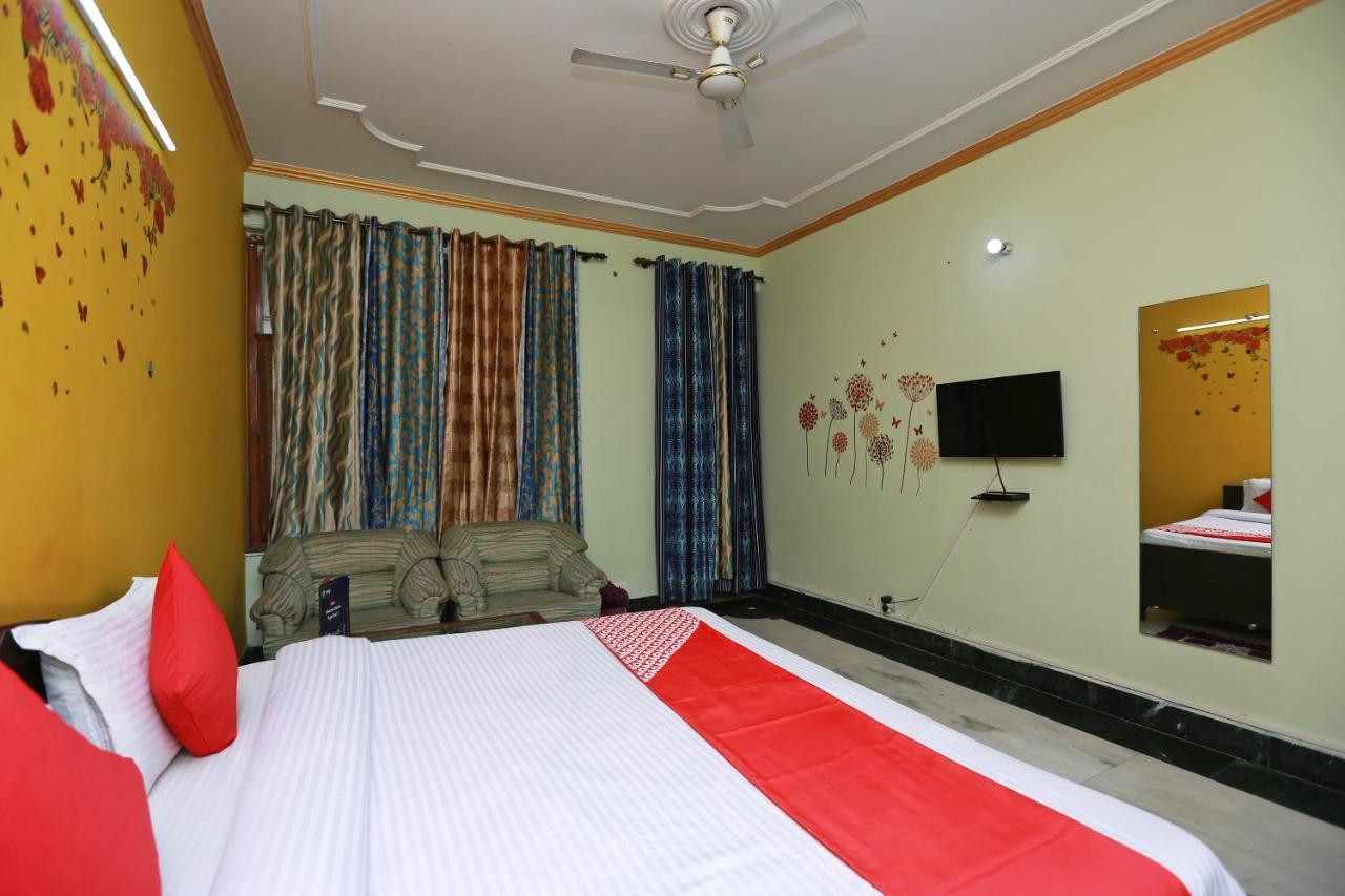 Oyo 11752 Hotel Sun Palace Residency Indirapuram Luaran gambar